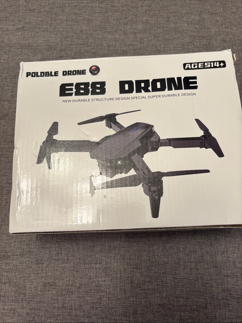 E88 Drone Foldable Quadcopter in Black - Picture 1 of 4